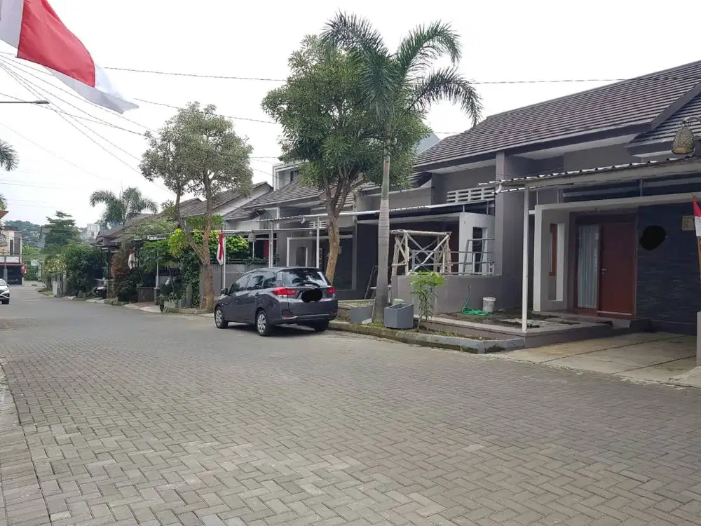 Rumah cantik nyaman terawat siap huni Kota Bali residence - padalarang