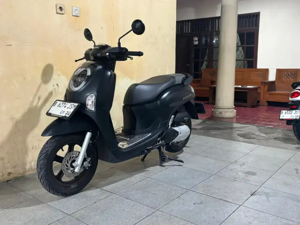 Honda Scoopy prestige 2025 km rendah kondisi bagus