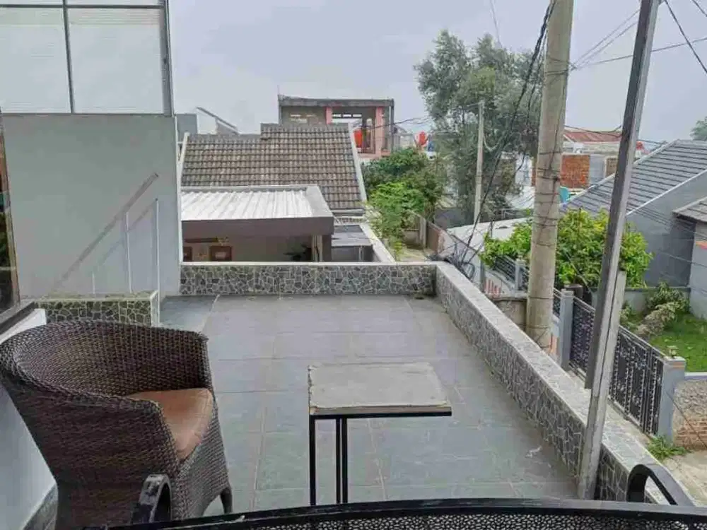 Rumah 2 lantai siap huni di Cimahi Utara