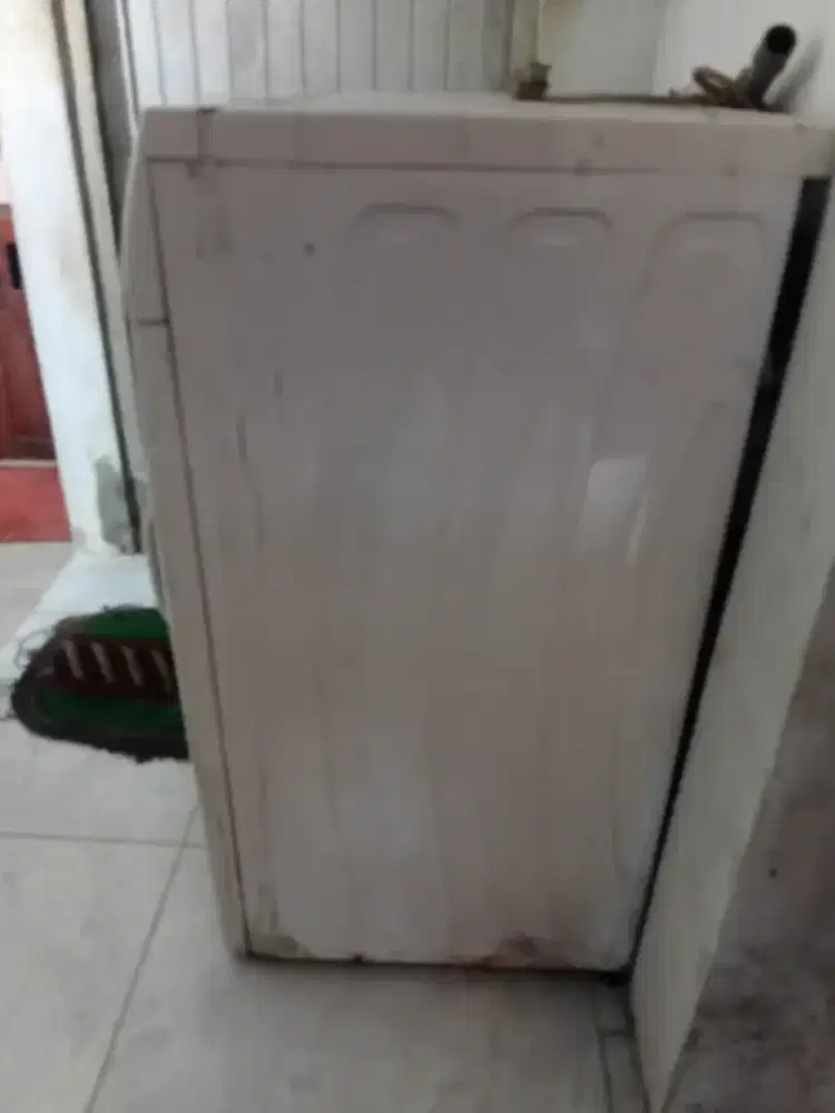 Dijual Mesin cuci LG