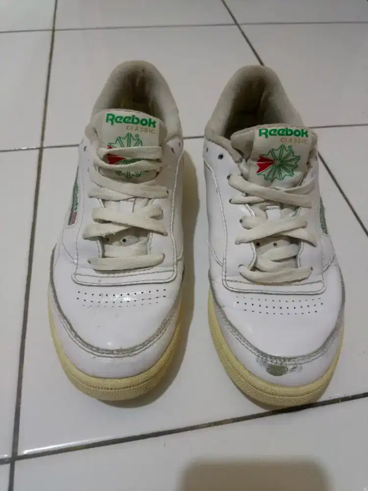 Sepatu Reebok C85