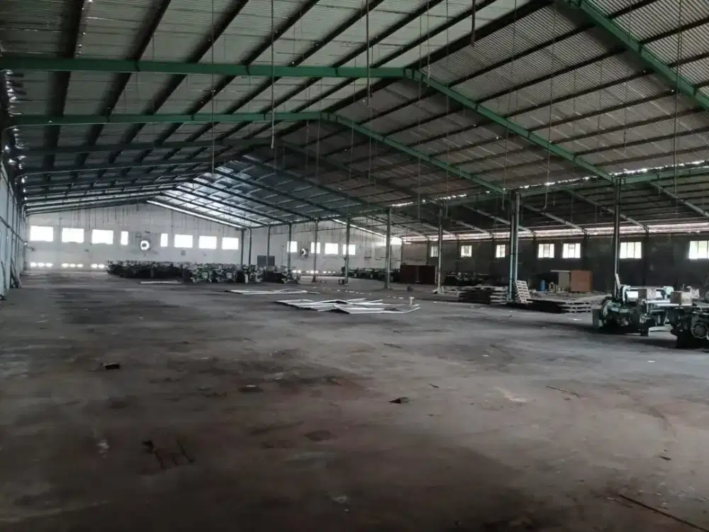 Dijual Gudang Ex Pabrik Kain Lokasi raya krian