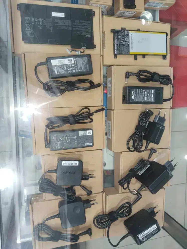 Charger, Battery, Keyboard, LCD Laptop