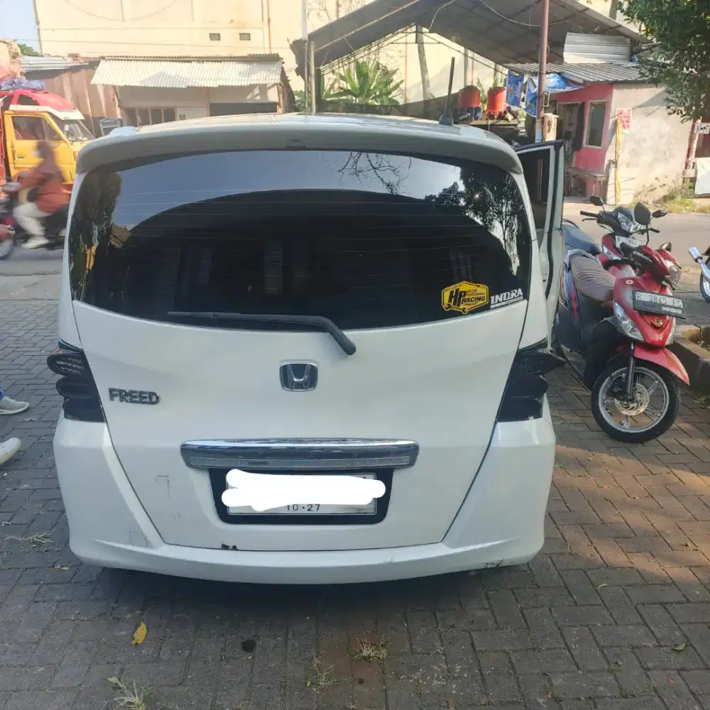 Jual Honda Freed Second