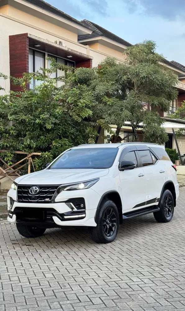 Fortuner GR Sport 2.8 Diesel AT 2022 | Tangan Pertama | Low KM | Full