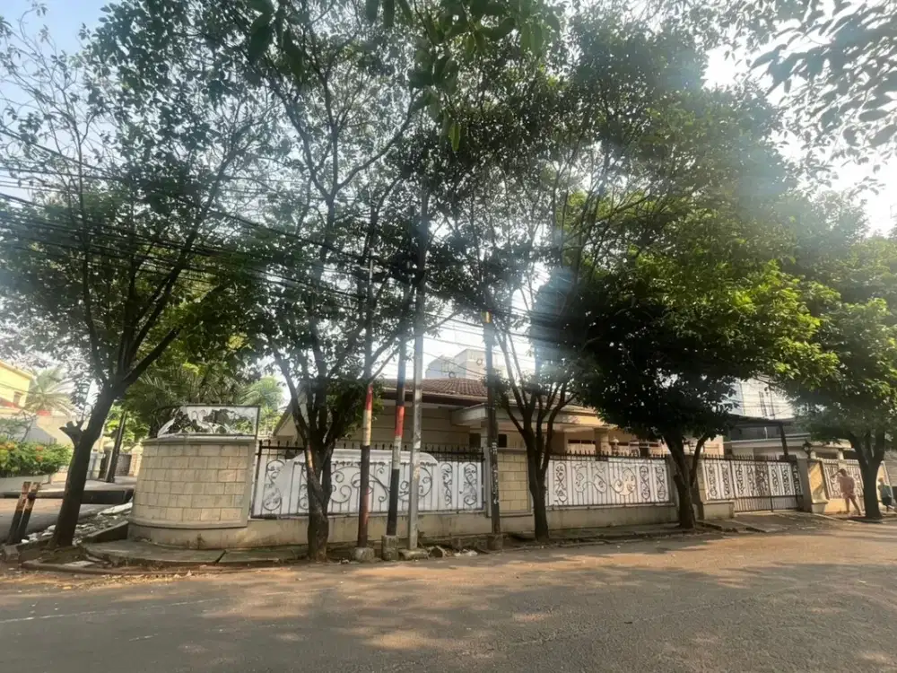 Dijual Rumah Di Radio Dalam sangat strategis dekat Pondok Indah Mall