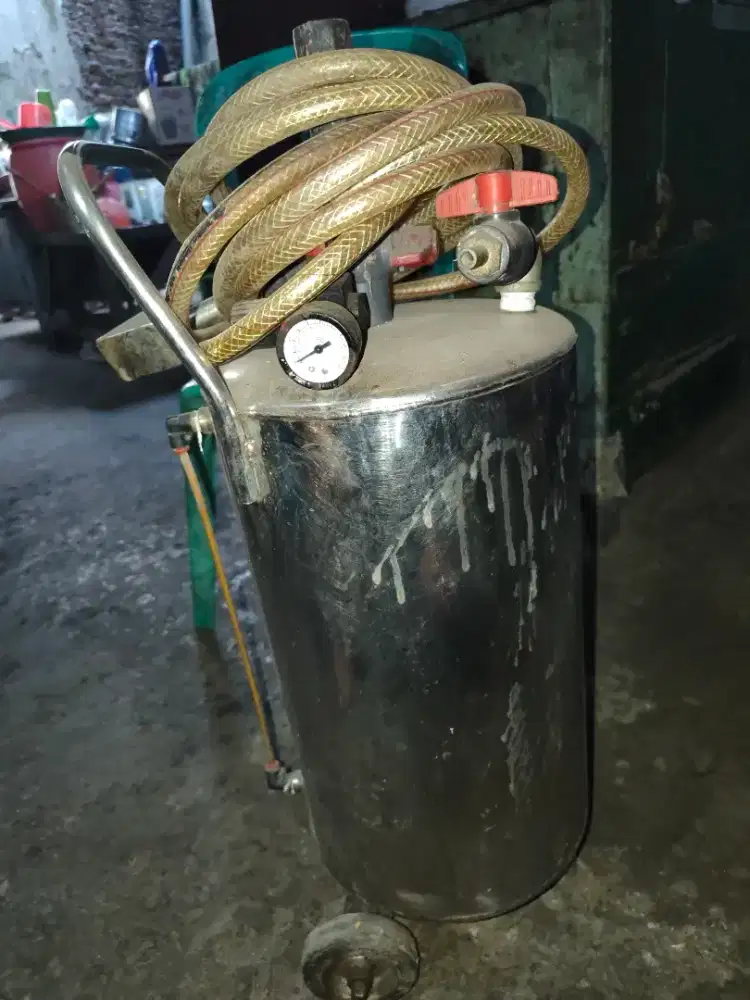 Tabung Salju Cuci Motor