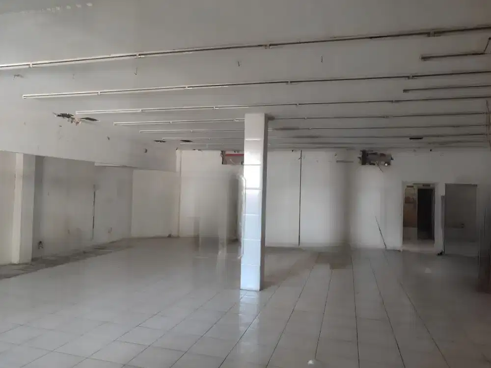 Ruko bagus di jalan Gajah Raya