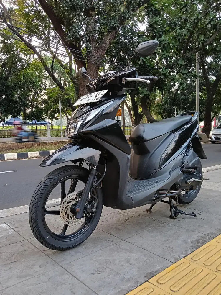 DIJUAL CASH HONDA BEAT CW CBS FI THN 2013 PJK IDUP SIAP PAKAI
