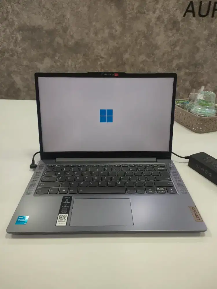 LENOVO IDEAPAD SILM 3