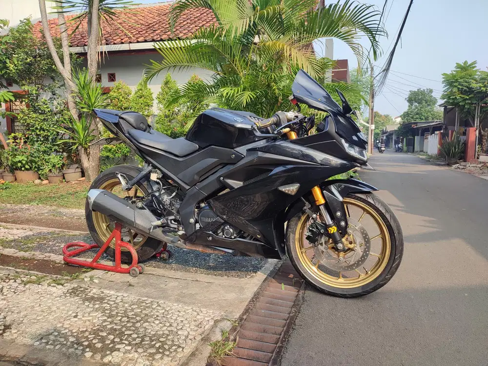 YAMAHA R15 V3 TAHUN 2019 MURMER