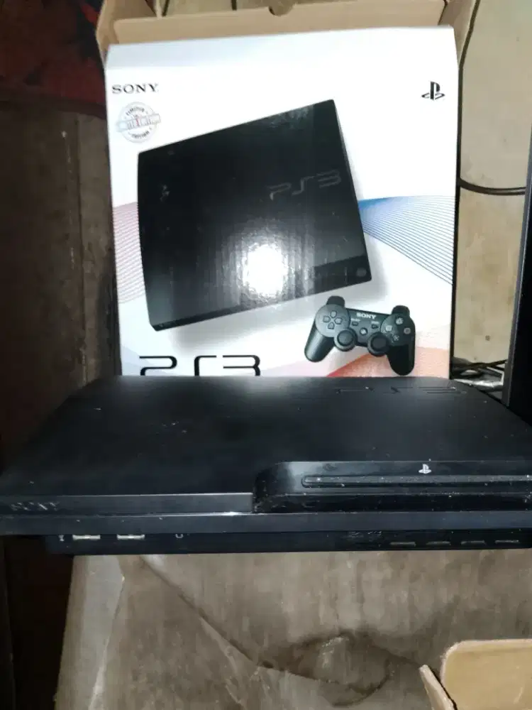 Dijual ps 3 seri 30 komplit.. Super slim 500 gb full game