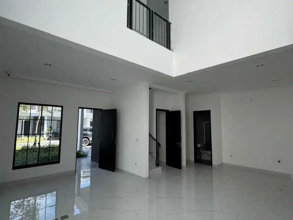 Disewakan Rumah di Villa Pasir Putih 5 Pik2, Ukuran 10X15m2