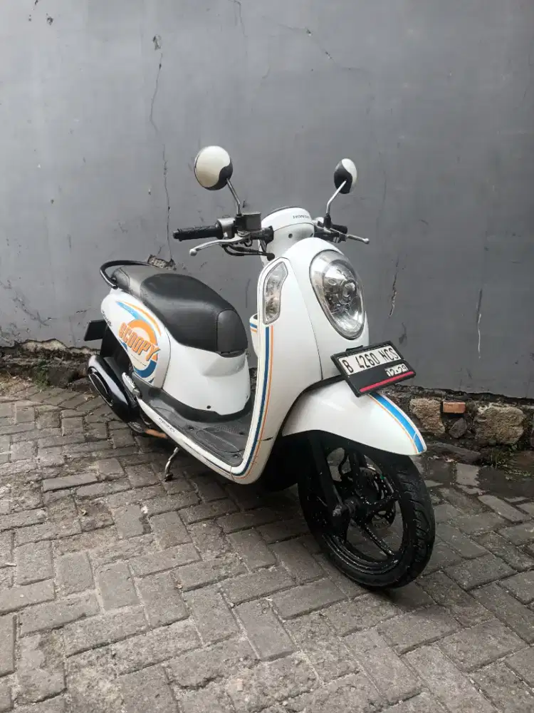Honda scoopy esp 2017