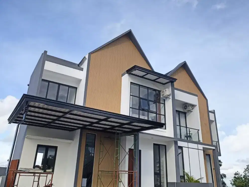 Satu-satunya di Jogja! Rumah Mewah View Pegunungan & Citylight Cantik - Pemandangan Langka, Harga Promo!