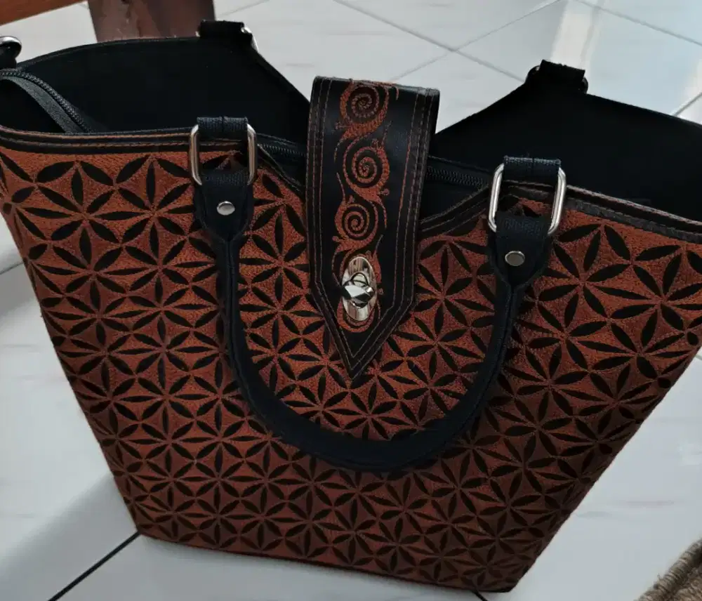 Tas bordir motif khas Aceh