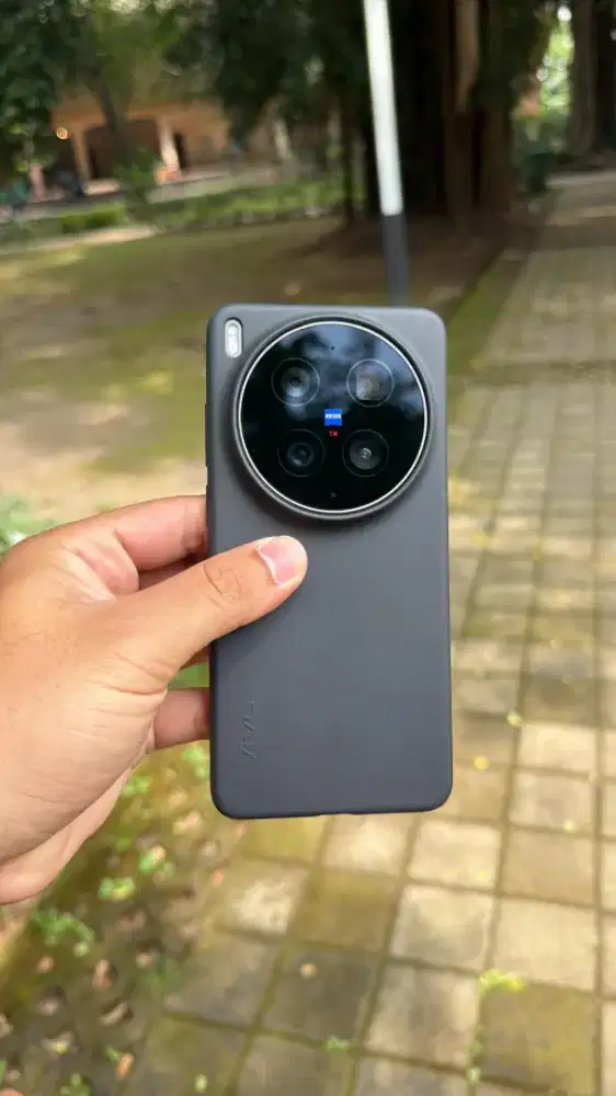VIVO X300 Ultra 16/512