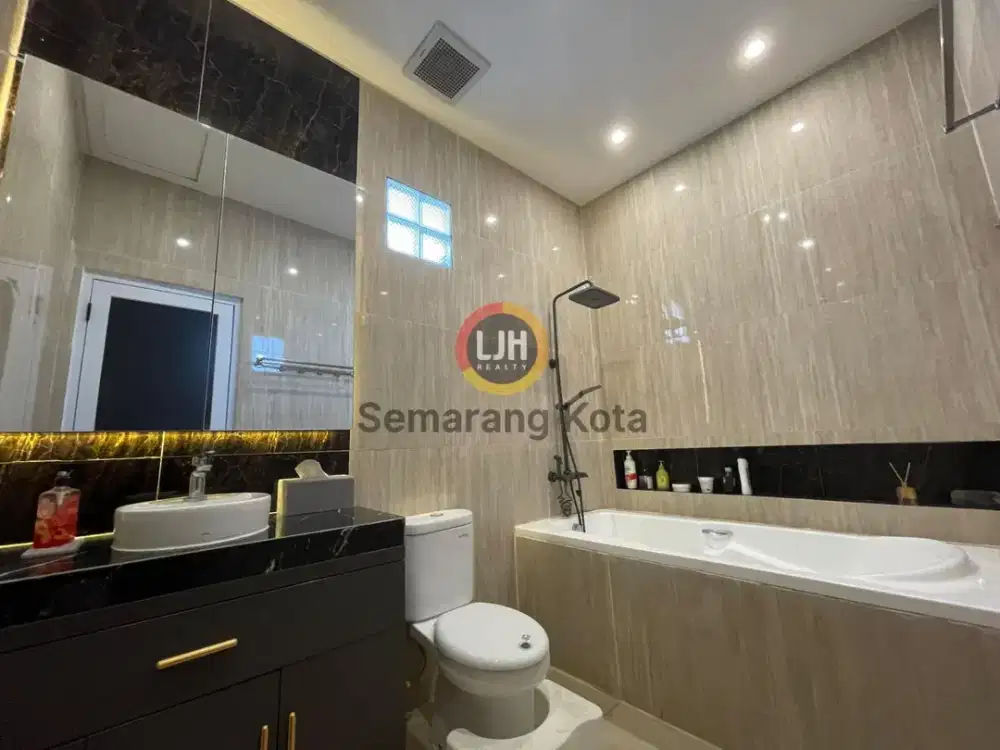 Rumah siap huni di Bukit Sari