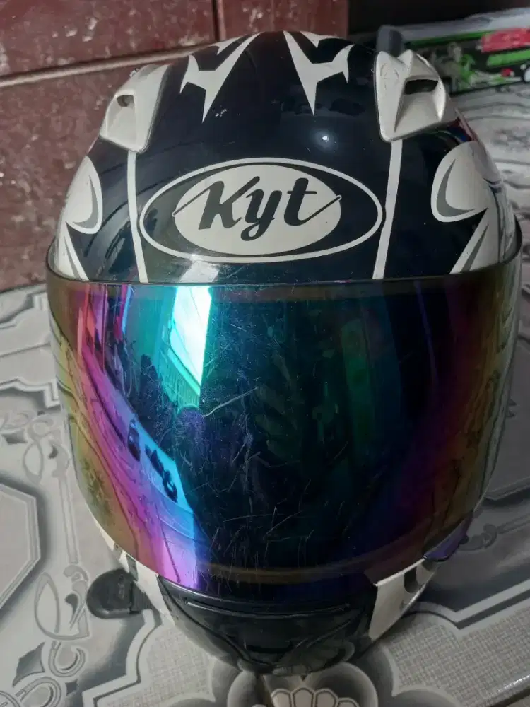 Helm KYT fullface