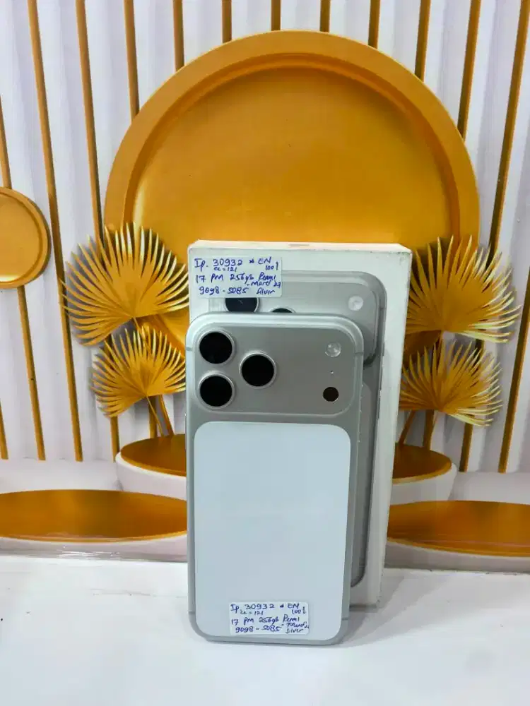 Iphone 17 Promax 256Gb silver Resmi IBox