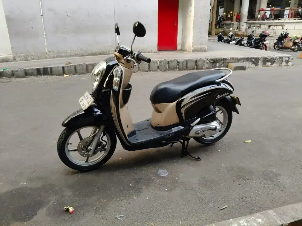 Honda Scoopy 110cc PGM-FI Tahun 2014