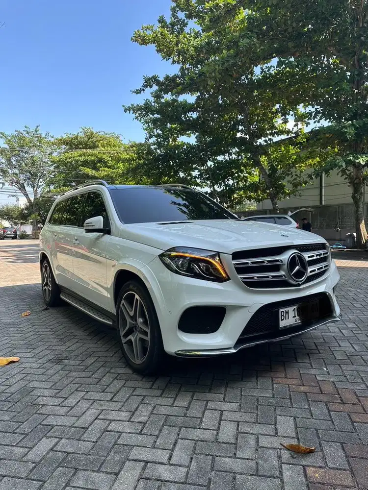 Mercy GLS 400 / GLS400 AT Km low pjk 5/2027