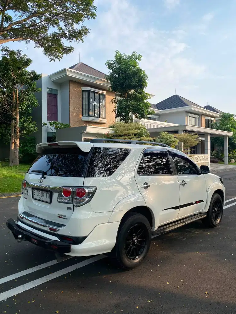 TERMURAH! FORTUNER VNT TRD 2014