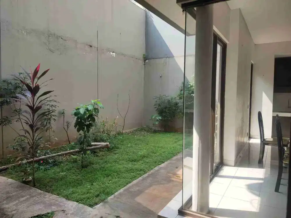DiJual Rumah The Green BSD