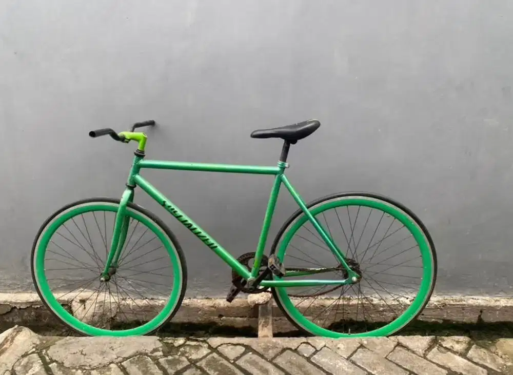 SEPEDA FIXIE BEKAS