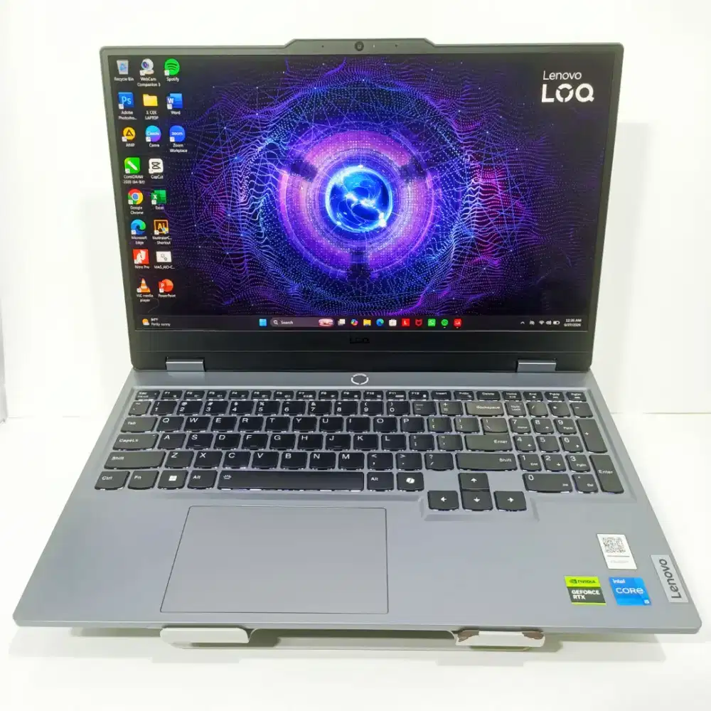 LAPTOP LENOVO LOQ 15 AX9