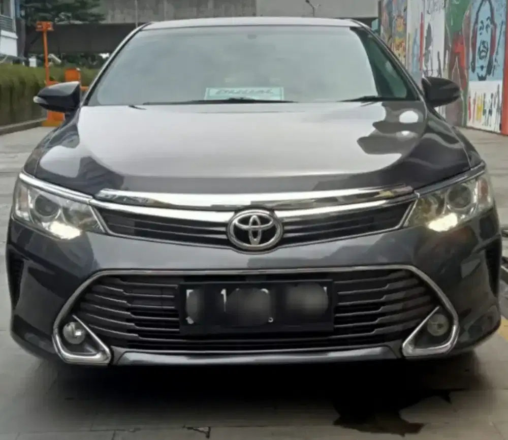 Toyota camry type G tahun 2015