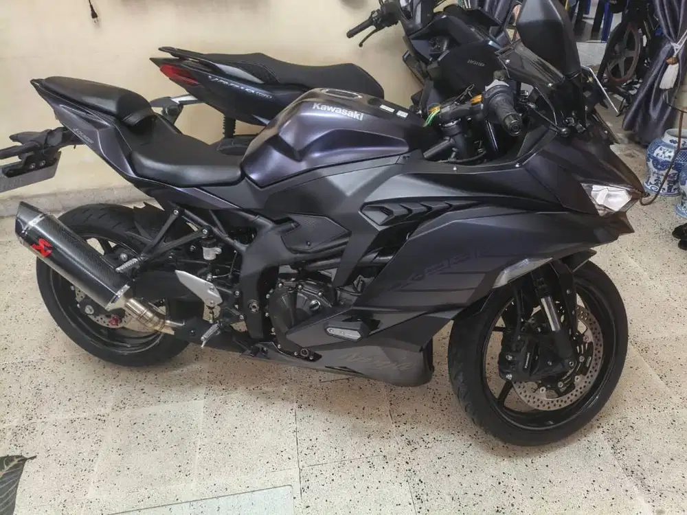 Kawasaki ZX25R ABS SE NIK 2024, 5 Bulan Pemakaian