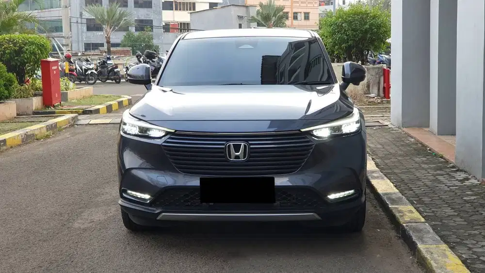Honda HRV HR-V SE 1.5 CVT Sensing Panoramic Abu 2025 NIK 2024 Like New