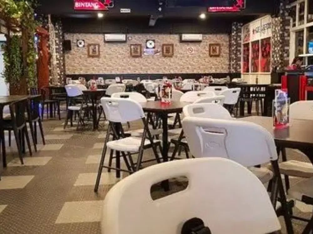 Komplek Este Square Raya Merr SANGAT COCOK UNTUK RESTO / KARAOKE / CAFE DLL