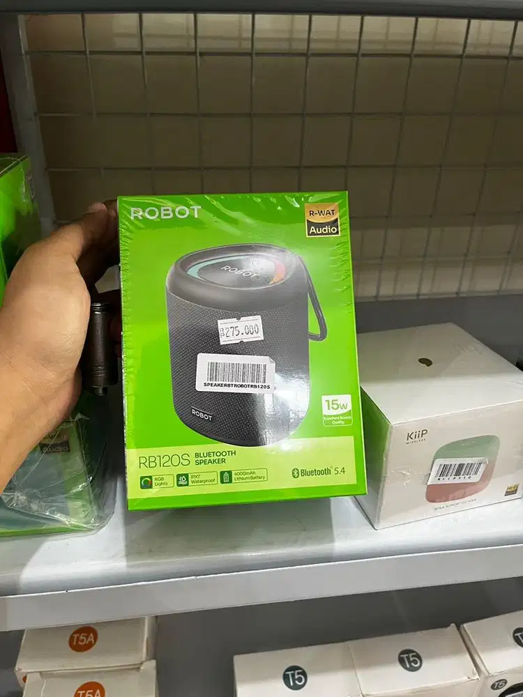 Soeaker Bluetooth Robot