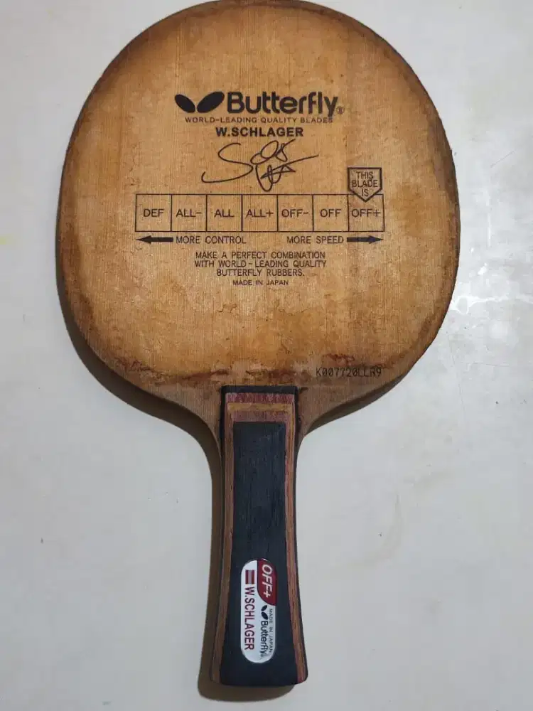 Kayu bet Butterfly w. Schlager TAMCA 5000 carbon Aminated Blade