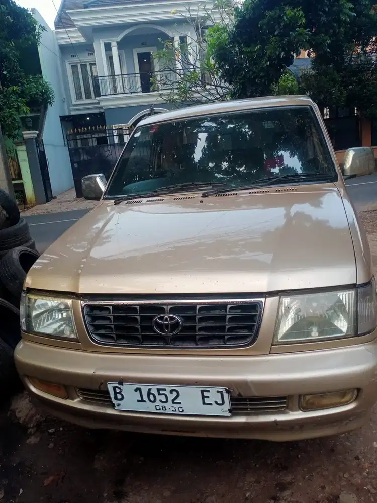 Toyota Kijang LGX 1.8 2001 Bensin