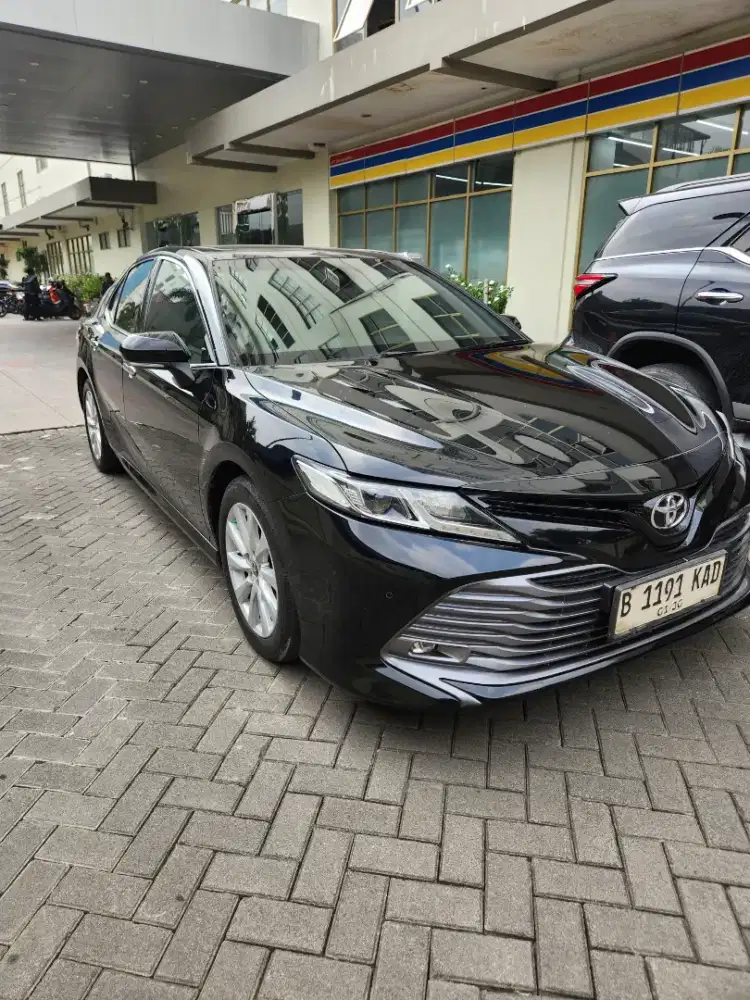 TOYOTA. CAMRY.  2.5  V.  PMKAIAN 2020