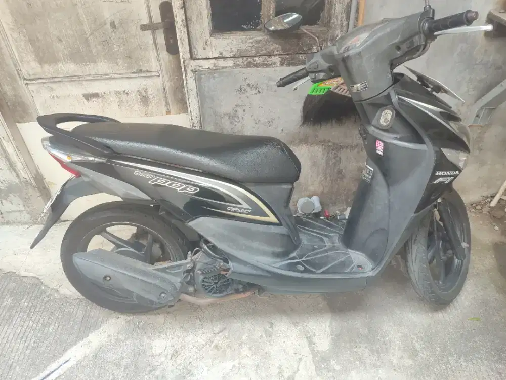 HONDA BEAT POP TAHUN 2015 WARNA HITAM LENGKAP
