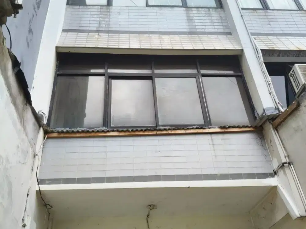 Dijual Ruko 4 Lantai di Jalan Pengukiran Pekojan Tambora Jakarta Barat