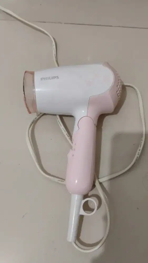 Hairdyer lipat Philips