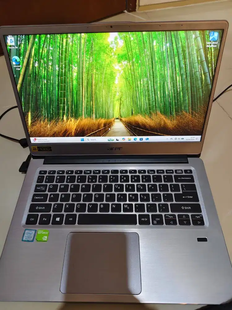 Acer Swift 3 sf314-54 i5 Silver Bekas ex Garansi Resmi Acer Indonesia