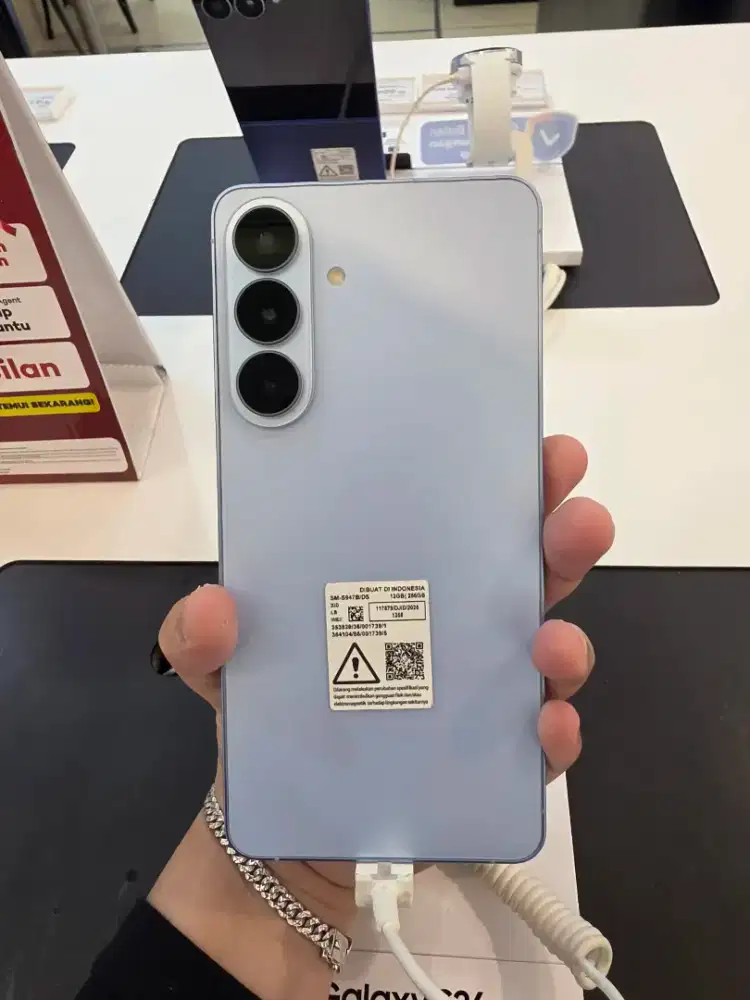 SAMSUNG GALAXY S26+