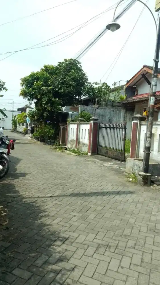 Tanah bonus kost 19 kamar dan rumah dekat ke UGM di pandega Sleman
