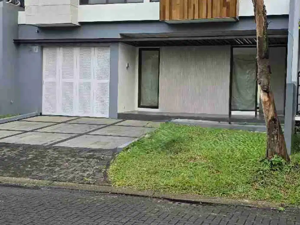 Rumah bangunan mandiri di eminent BSD