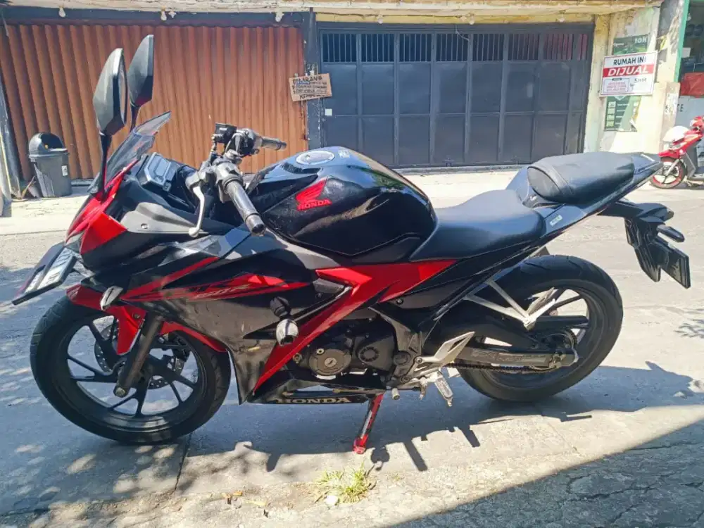 ENY MOTOR - HONDA CBR 150R FACELIFT 2018 - LOW KM