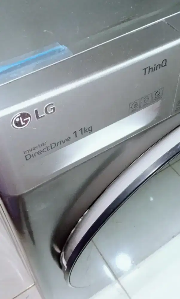 Mesin cuci frontloading LG thinqy kap 11kg,model terbaru suport wifi