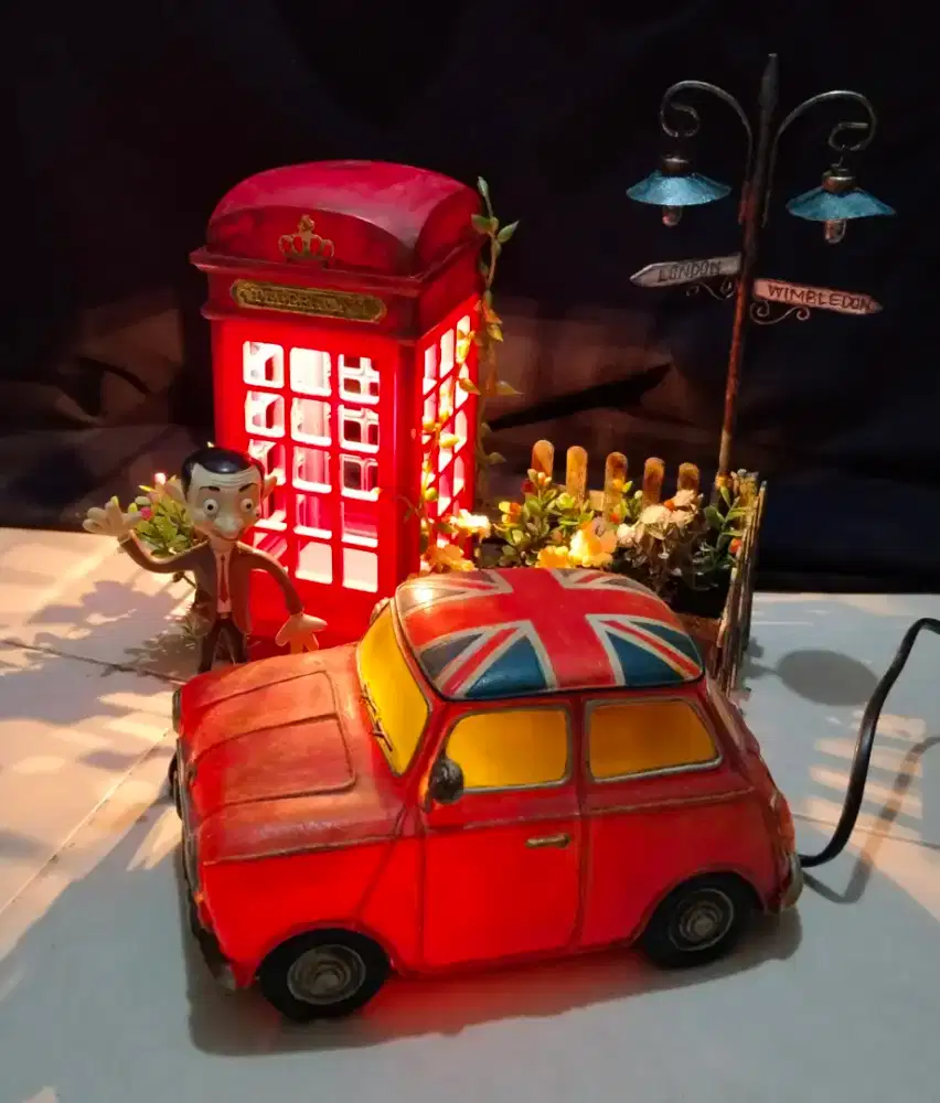 Lampu tidur meja diorama figure mobil telepon vintage antik lawas