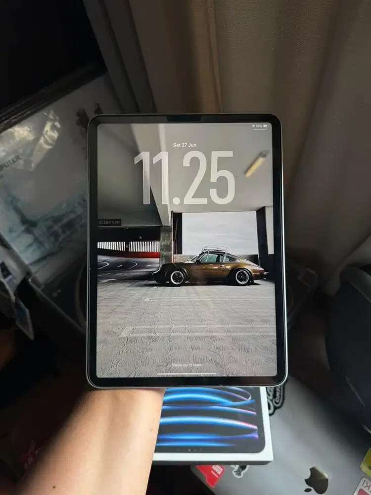 ipad pro gen 4 M2 256gb wifi only