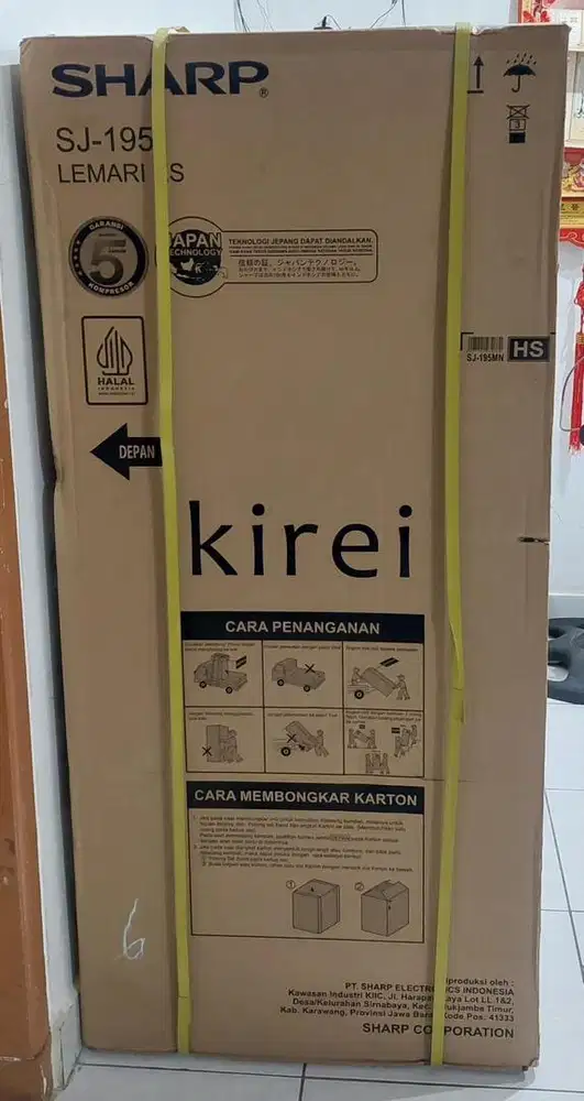 Kulkas Sharp Kirei SJ - 195 baru